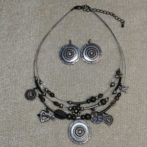 Necklace and Earring set
